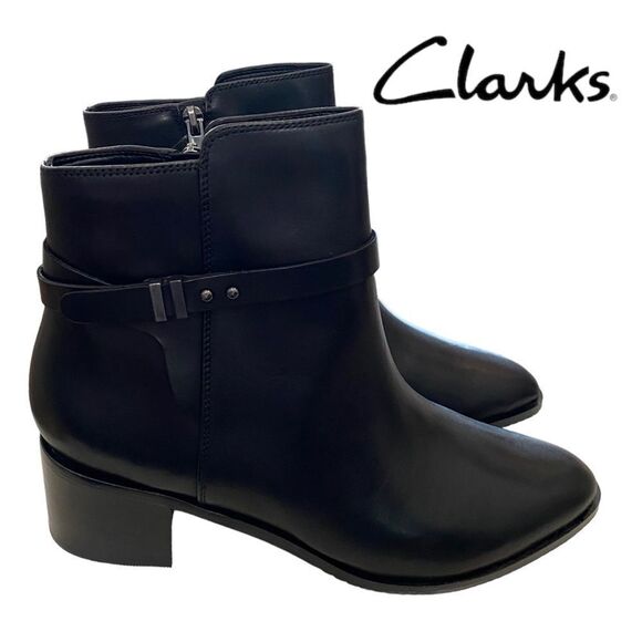 CLARKS  Poise Freya  Women's Black Leather Ankle Boots Booties NEW 10 - Picture 2 of 6
